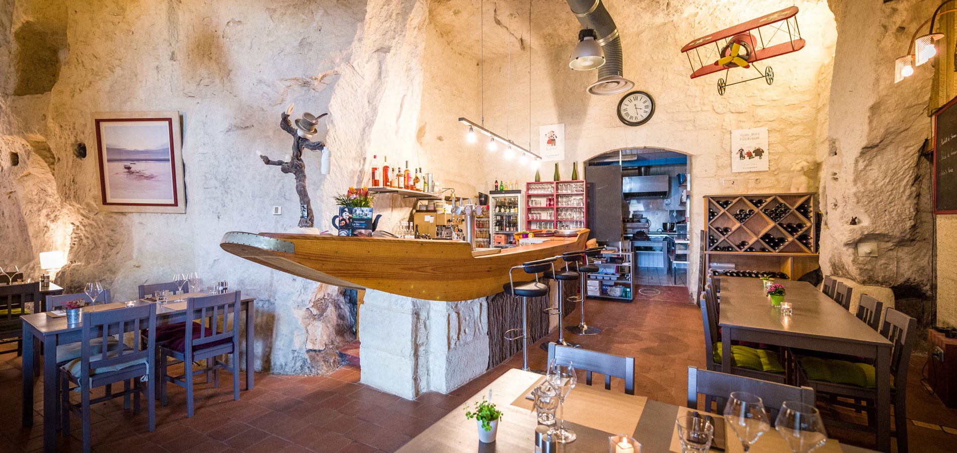 Le Bistroglo à Turquant (49) - Restaurant, Bar Tapas, Concerts, Expos